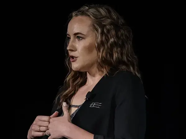 Unveiling Alternatives: What is Another Word for Micromanagement?